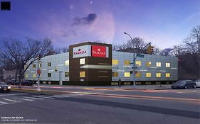 Ramada By Wyndham Bronx